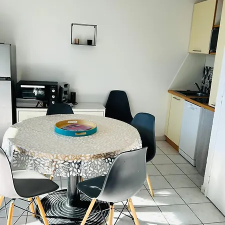 Jolie Maison Ile Des Pecheurs Dans Avec Piscine *