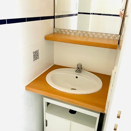 Jolie Maison Ile Des Pecheurs Dans Avec Piscine