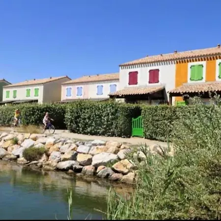 Jolie Maison Ile Des Pecheurs Dans Avec Piscine بيت للعطل Le Barcarès